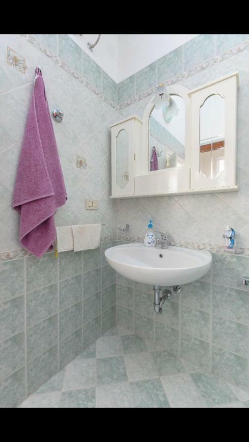 Spacious Modern And Cozy Apartment Трапани Екстериор снимка